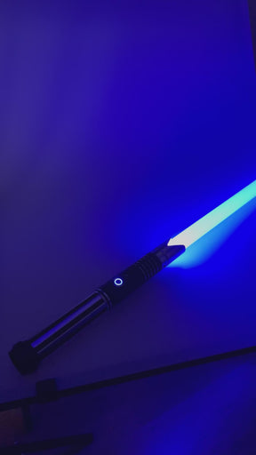 Sternenkrieg Laserschwert RGB Lichtschwert mit Vibrationsmotor 16 Farben